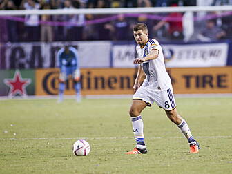 Steven Gerrard claims living i...